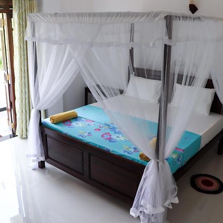 Bed and Breakfast Sakura Calm Rest Mirissa Zewnętrze zdjęcie