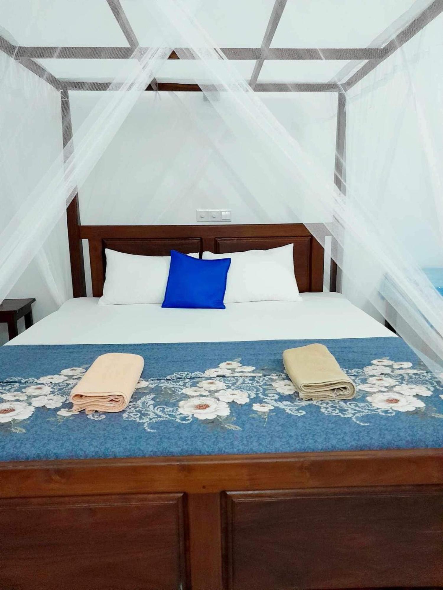 Bed and Breakfast Sakura Calm Rest Mirissa Zewnętrze zdjęcie