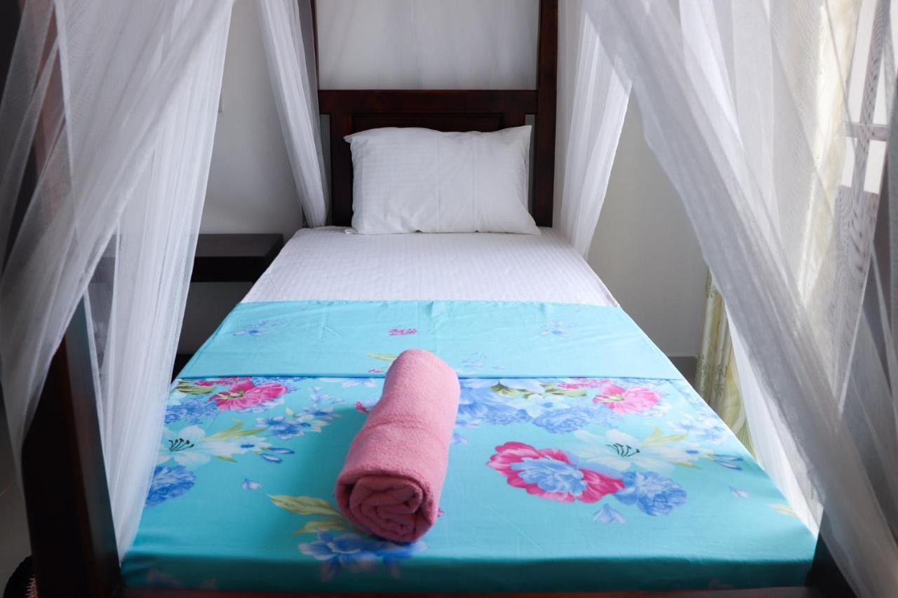 Bed and Breakfast Sakura Calm Rest Mirissa Zewnętrze zdjęcie