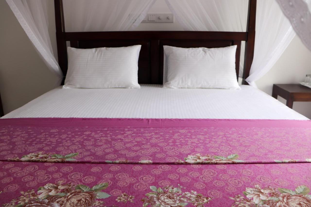Bed and Breakfast Sakura Calm Rest Mirissa Zewnętrze zdjęcie