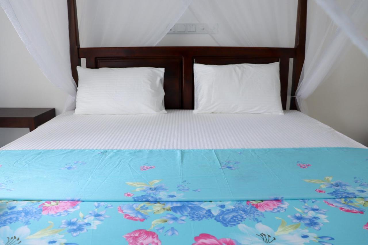 Bed and Breakfast Sakura Calm Rest Mirissa Zewnętrze zdjęcie